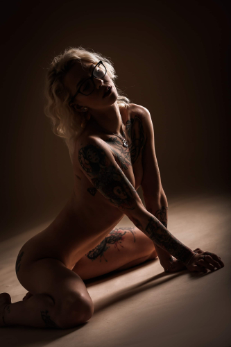 Erotic masseuse Katrin